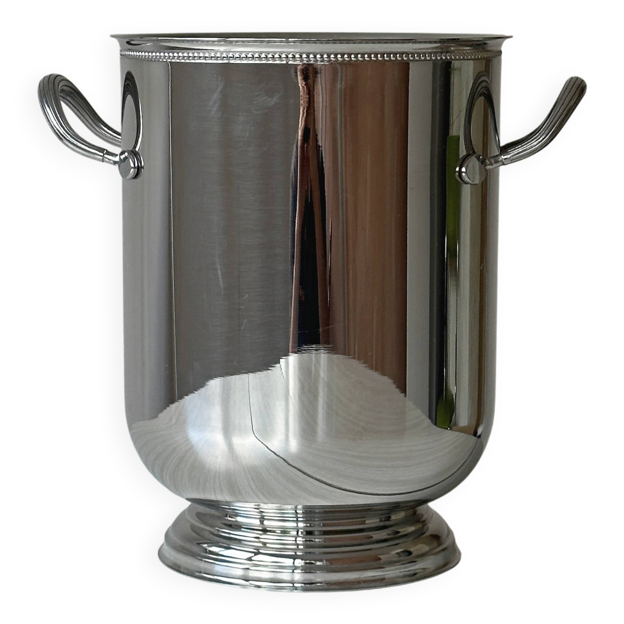 Elegant metal champagne bucket