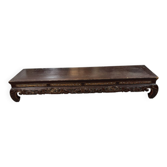 ANTIQUE CHINESE COFFEE TABLE FROM THE 19th CENTURY