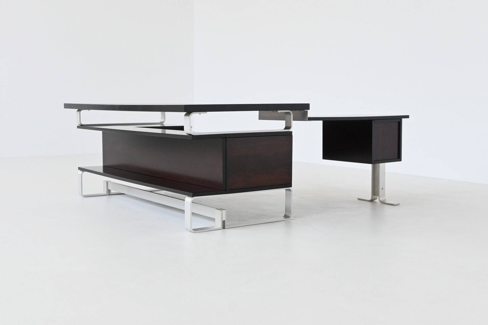 Abbondinterni executive corner desk in Mahogany Italy 1970