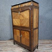 Louis XV period secretary in marquetry and veneer, 18th century.