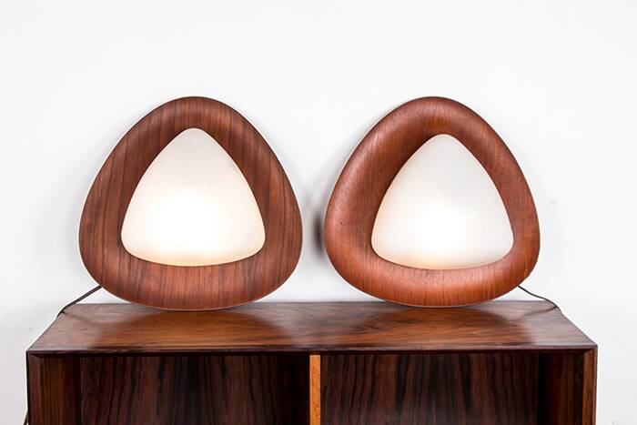 Pair of Italian teak and opaline wall lights by Goffredo Reggiani 1960.