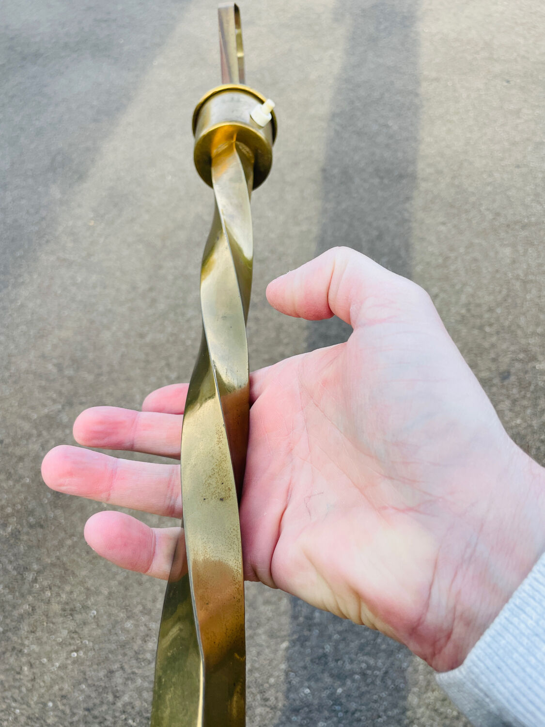 Vintage tripod lamp foot twisted brass