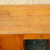 1940 in oak desk