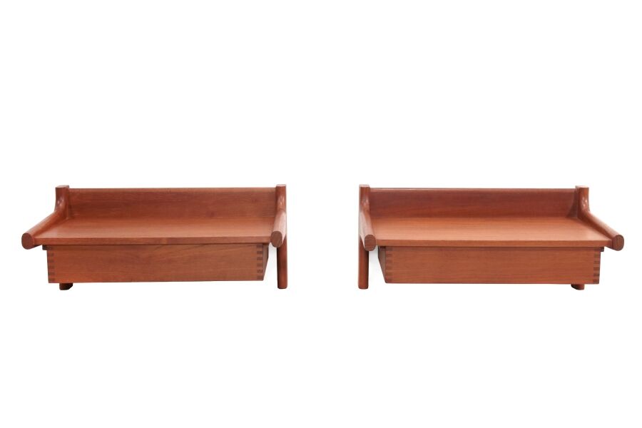 Set of 2 floating teak bedside tables by Borge Mogensen