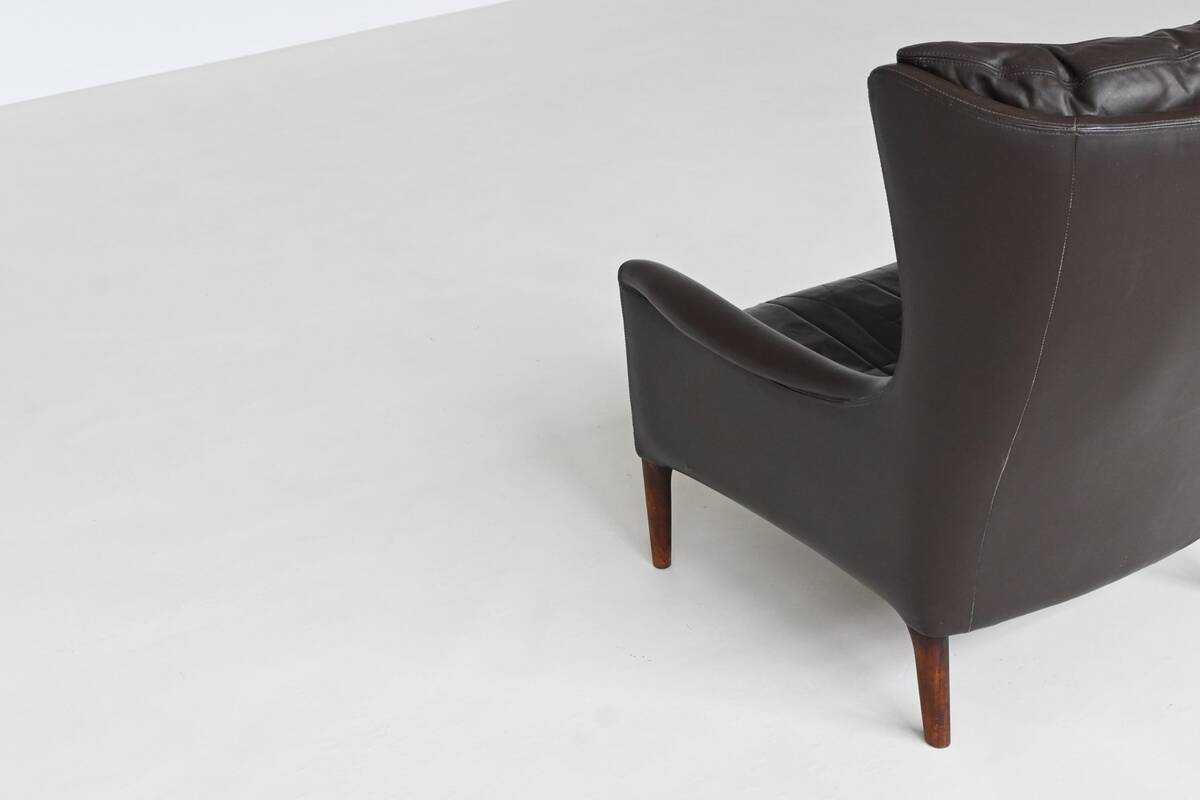 Pair of Durlet lounge chairs in brown leather Belgium 1960