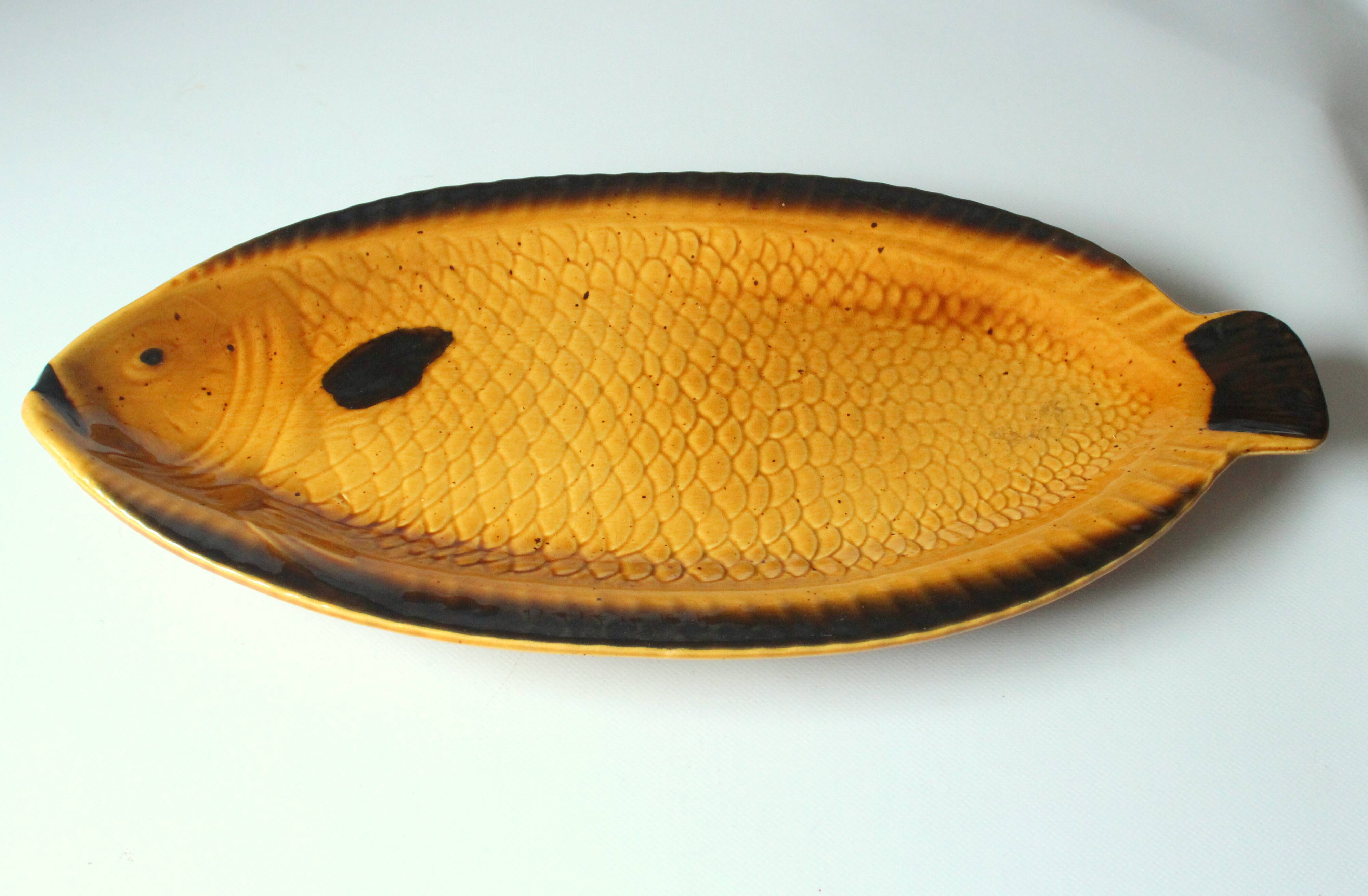 Large ceramic fish plate by Gallo - "Neptuno" - Vintage