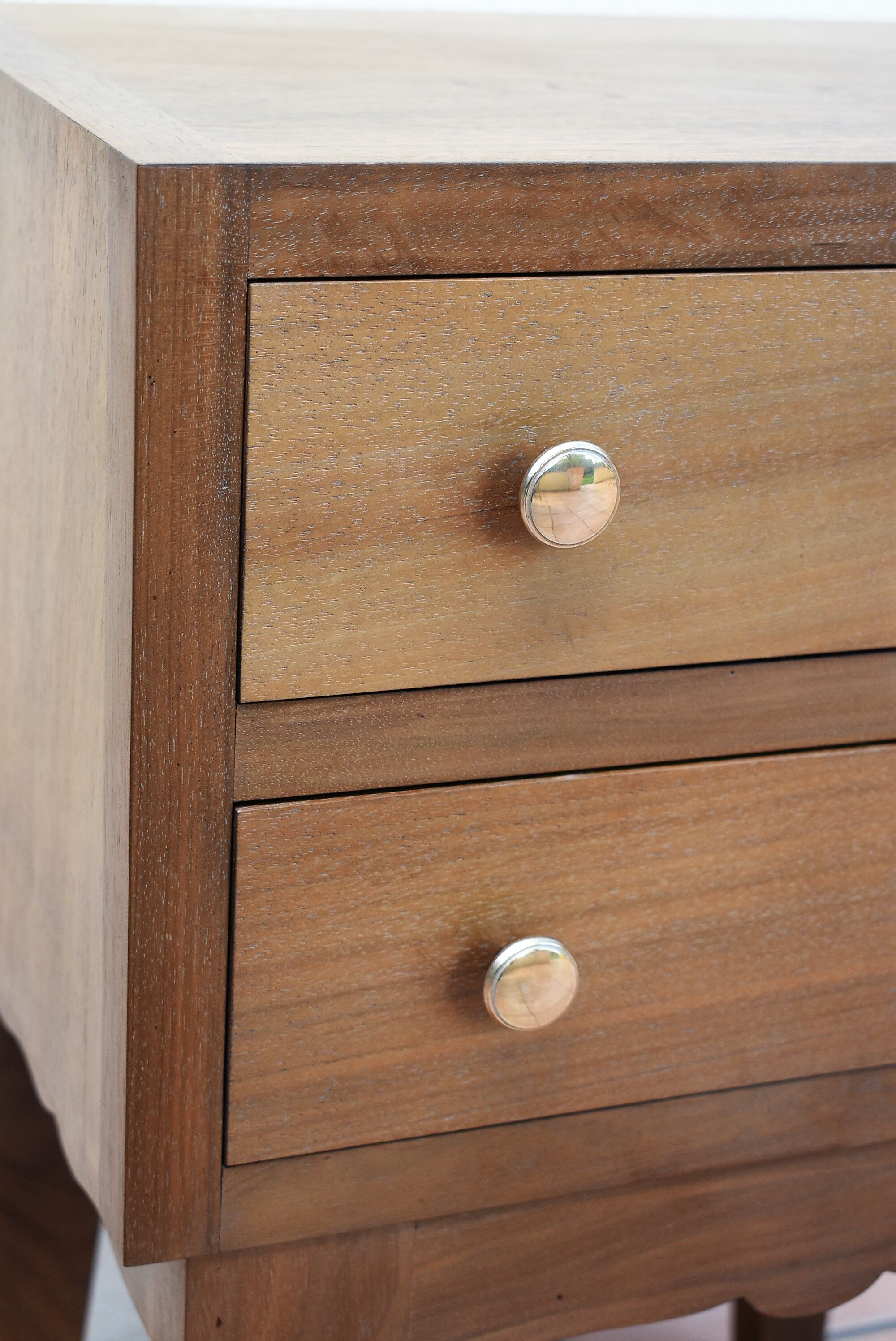 Vintage 2 drawers bedside table