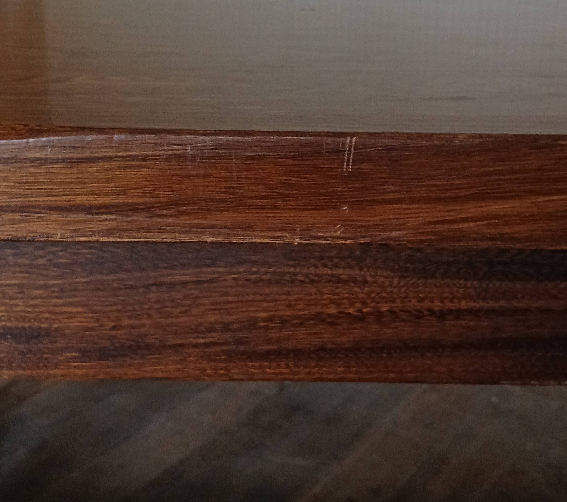 Table de ferme XXL rustique brutaliste "Olavi" en orme teinté NF meubles 12 convives