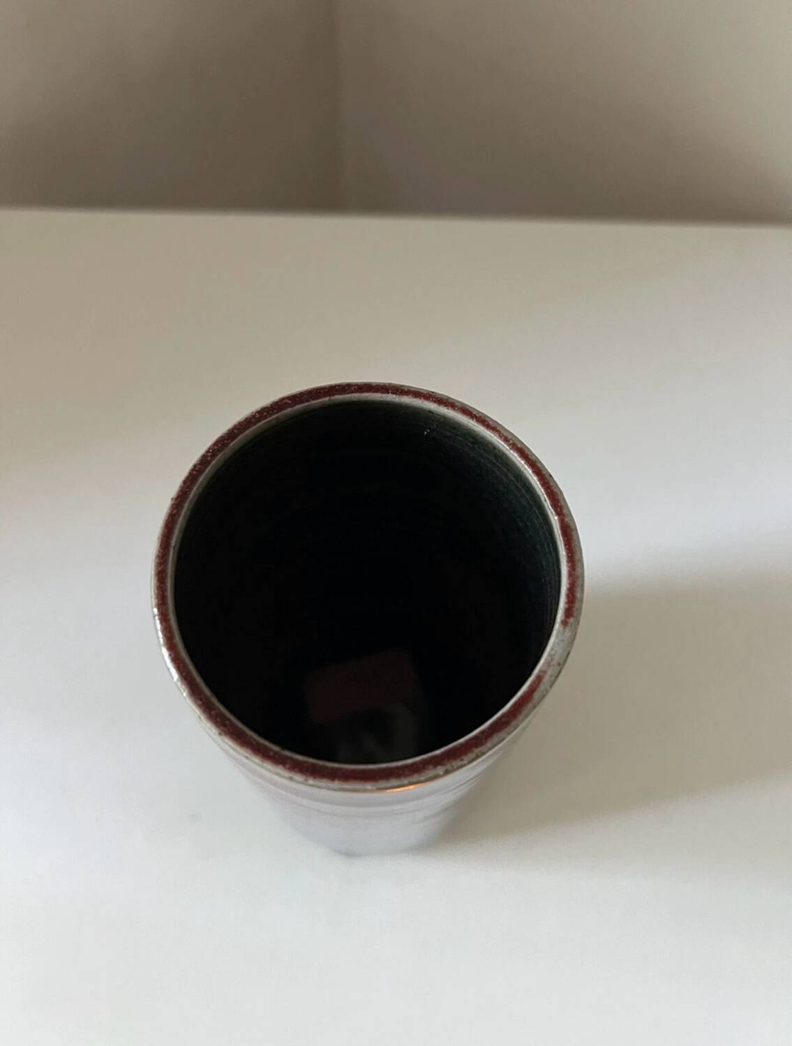 Vase tube en céramique flammé vintage 1970 signé