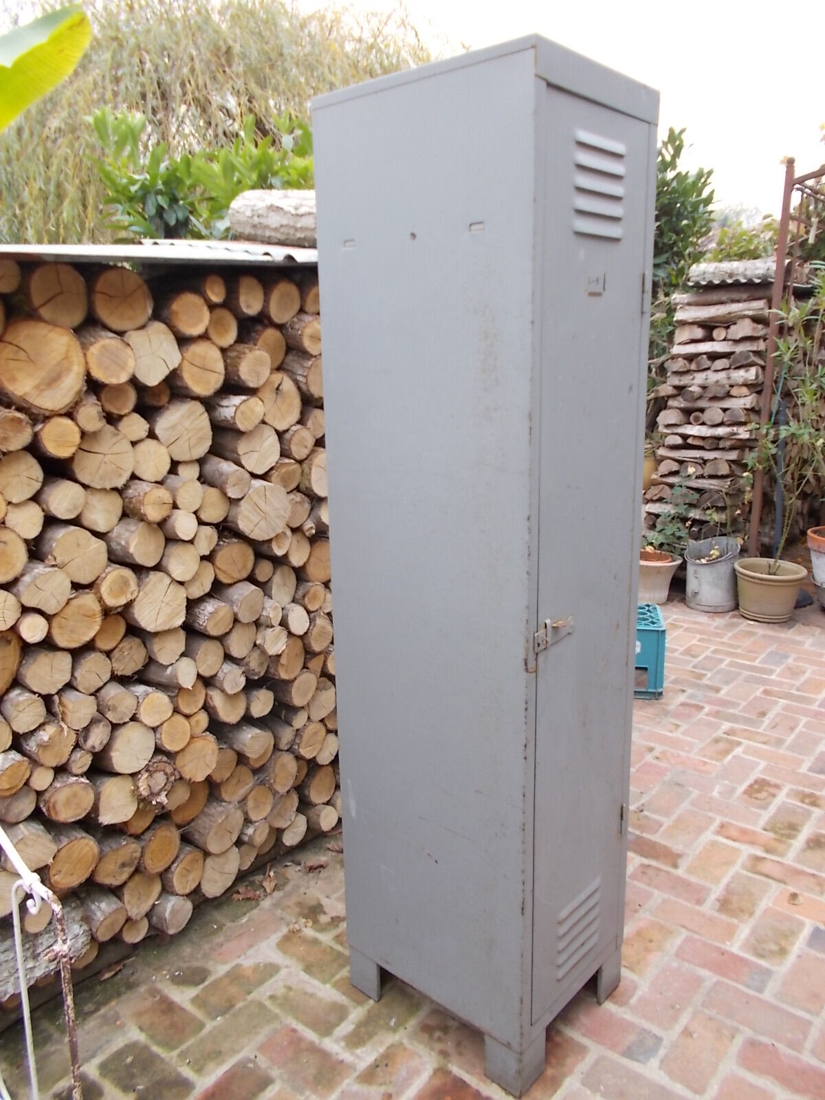 Armoire vestiaire en fer Selency