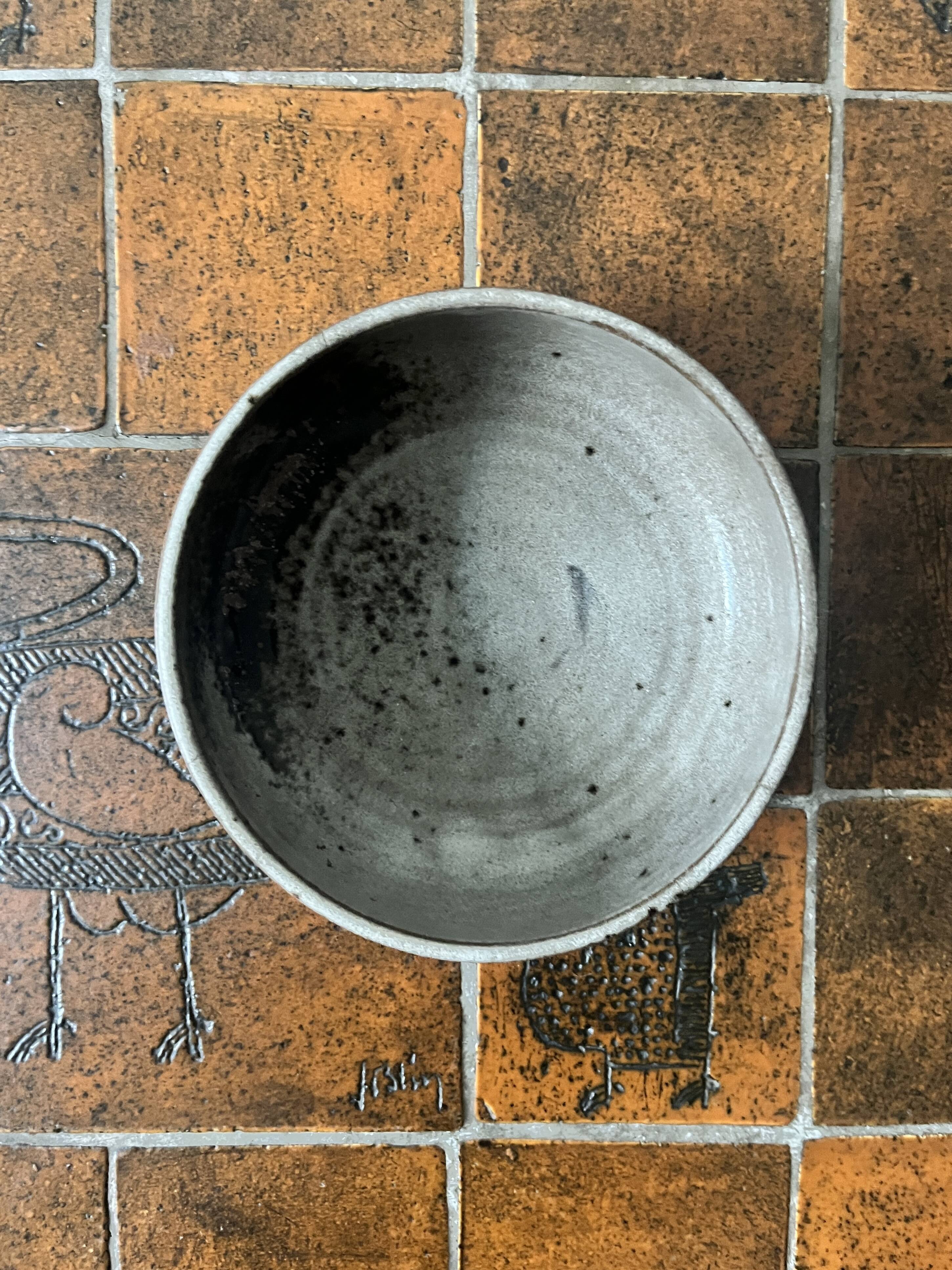 Large bowl in Loir stoneware, enamelled and signed by Chantal and Thierry Robert, 1960/1970