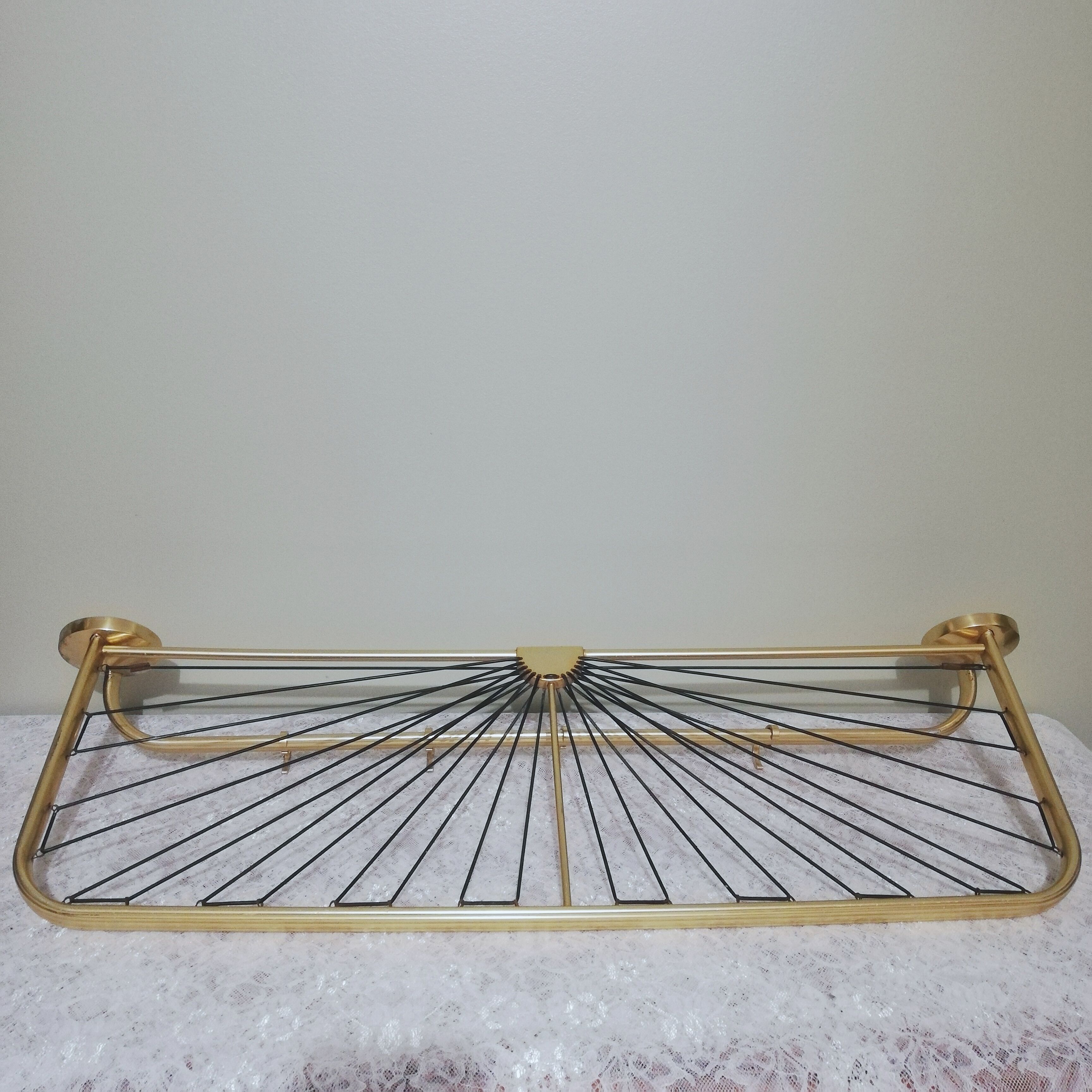 Gold aluminum and and pvc ropes wall coat rack