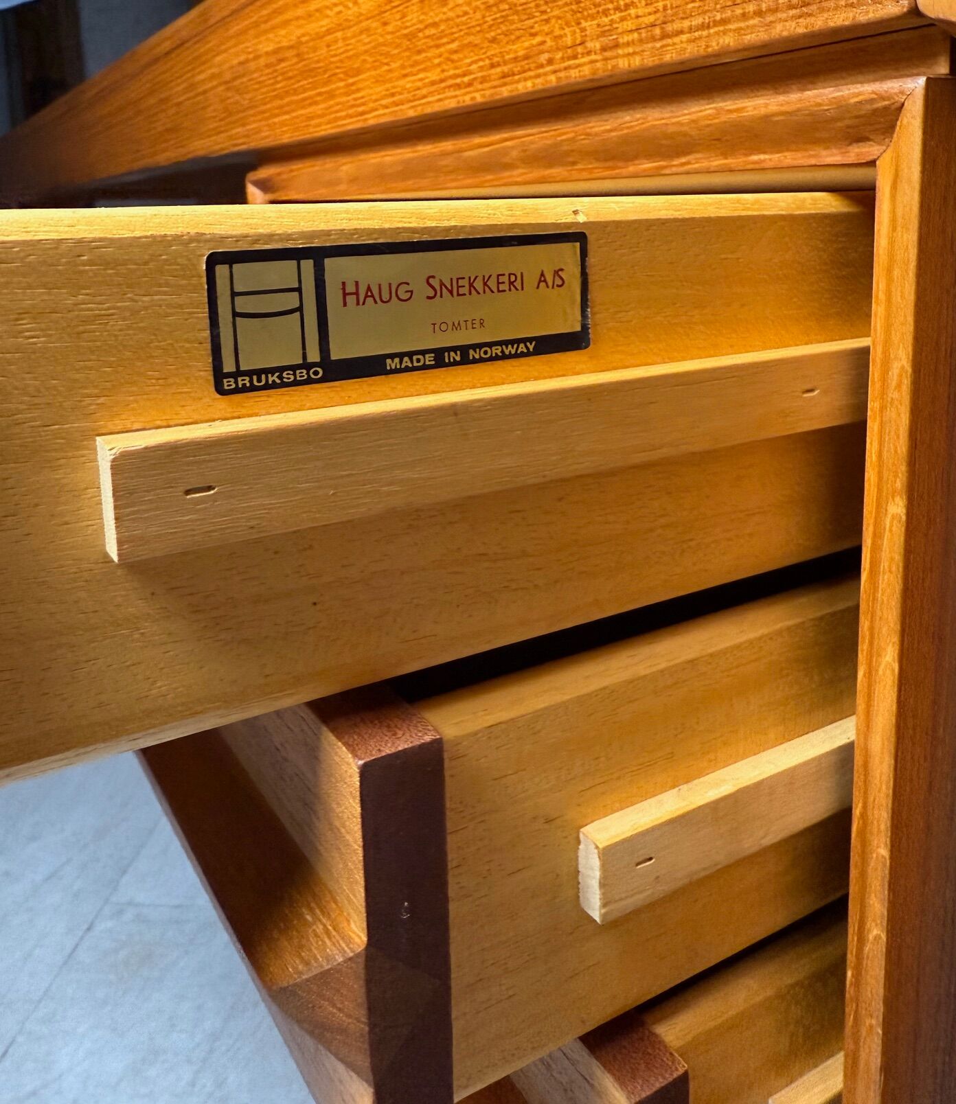 Mid-century modern teak desk by Torbjørn Afdal for Bruksbo, 1960s