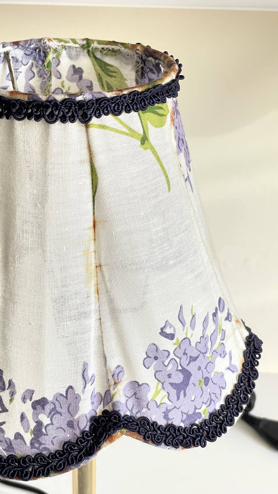 LAMPSHade Plexiglass and Lilac Fabric VINTAGE