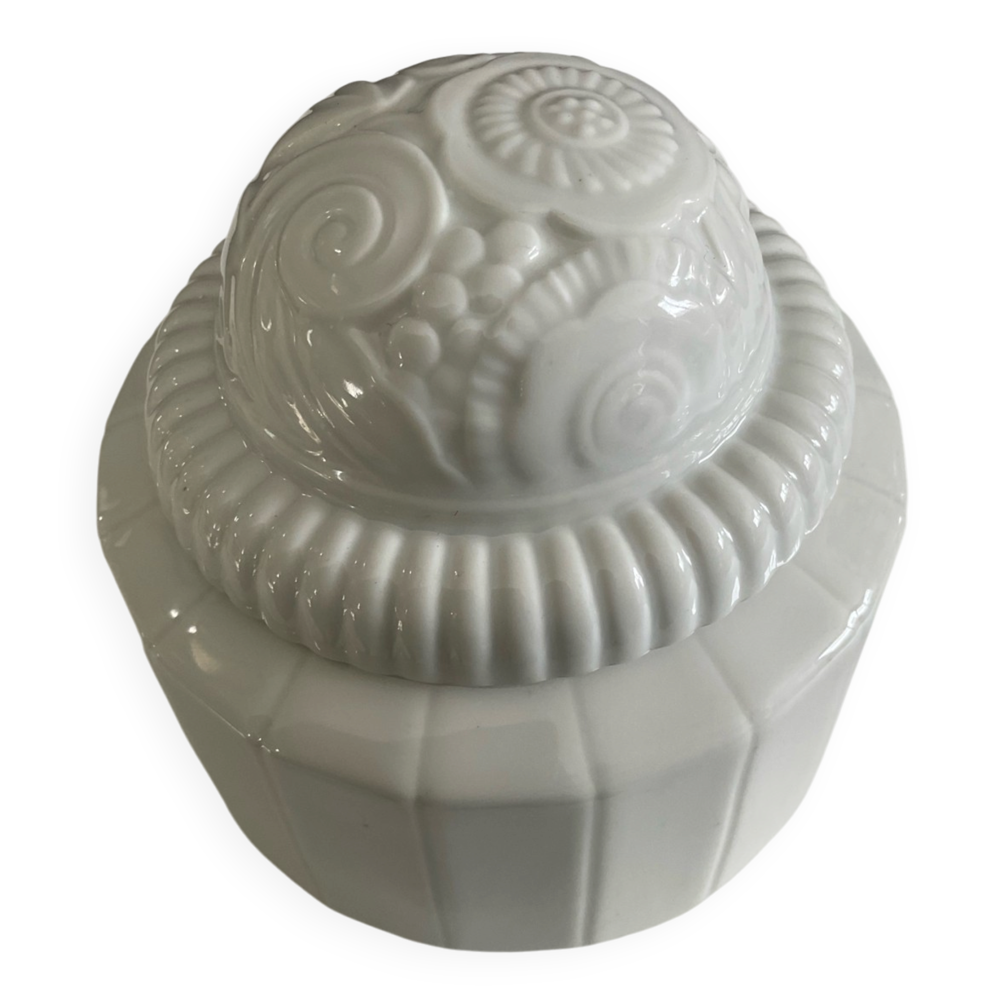 Vintage Limoges porcelain bonbonnière