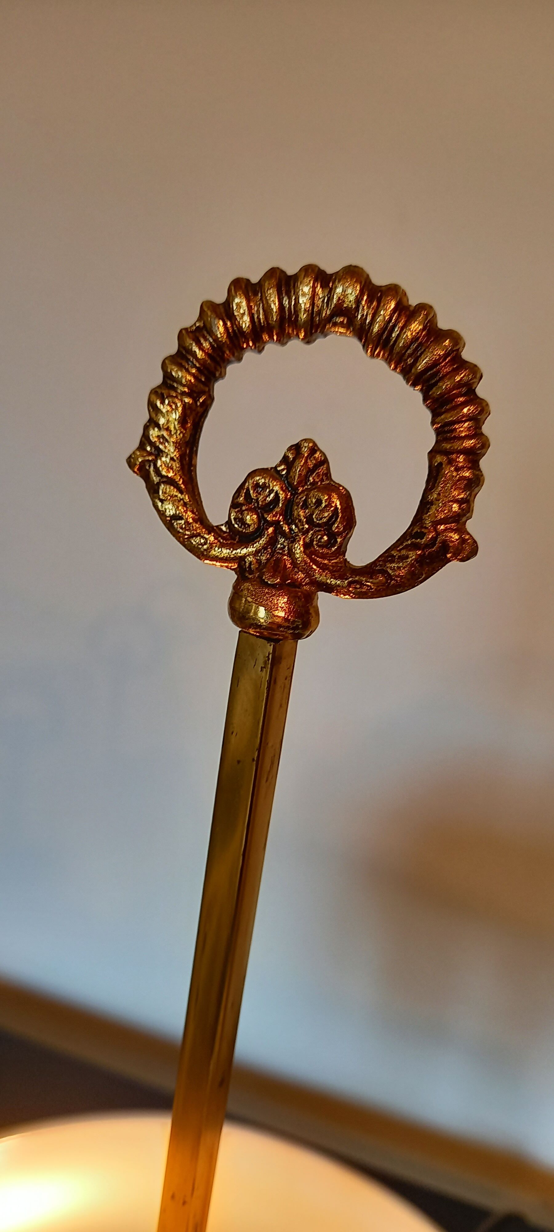 3 Empire-style fire lamp. In gilded bronze, metallic lampshade. Perfect condition.