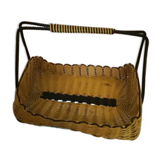 Small basket shape tray in scoubidou and iron forge