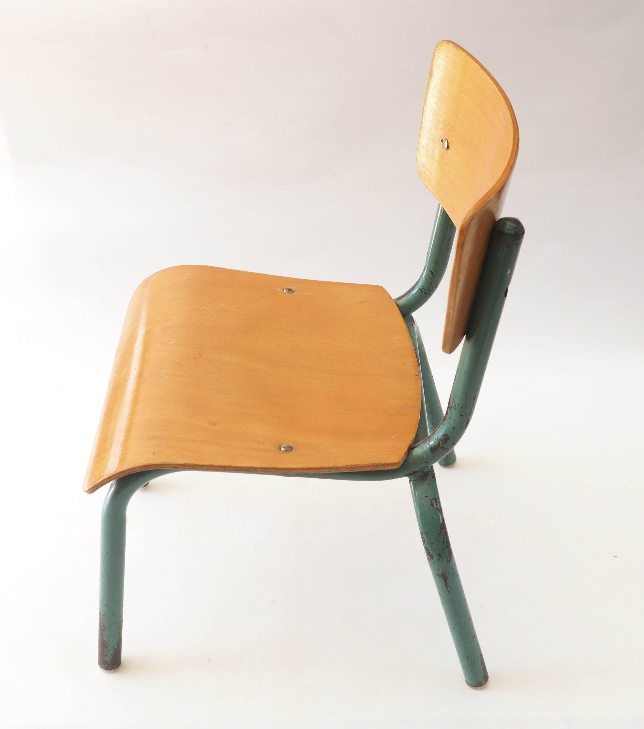 Chaise d'écolier bois blond