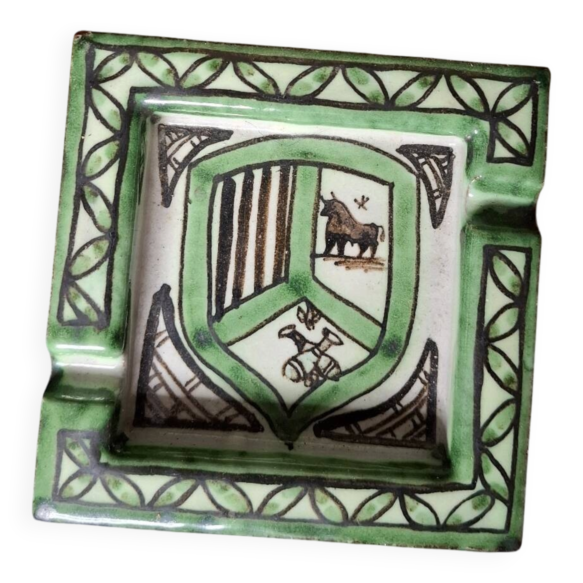 Vintage ashtray signed by Domingo Punter, ceramic from Teruel.