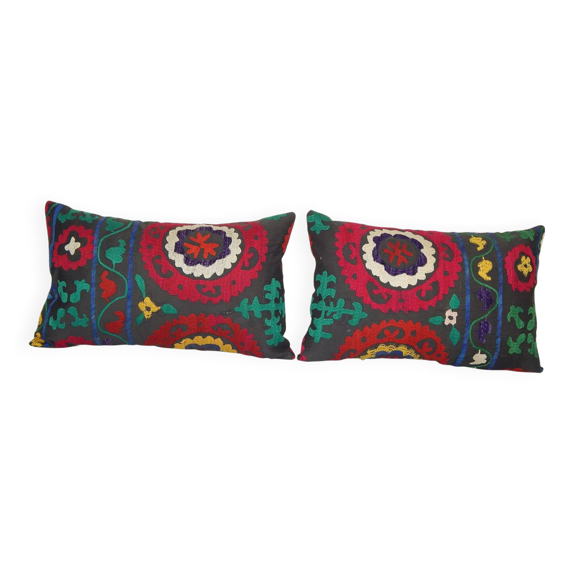 Set of 2 vintage embroidered cushion covers 41x61 cm