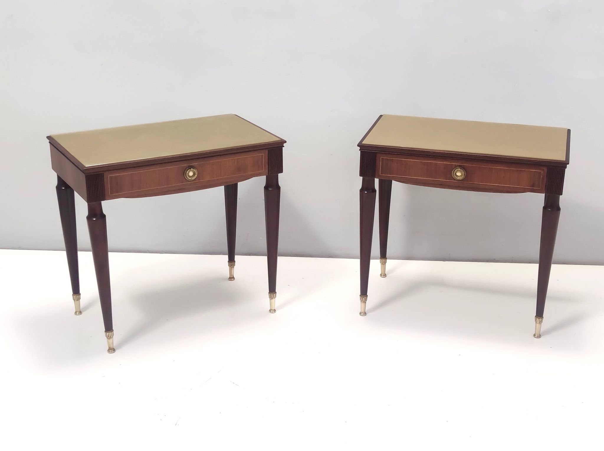 Pair of Beech and Ebonized Walnut Nightstands Attr. to Paolo Buffa, Italy