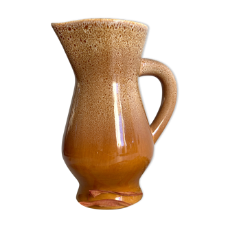 Glazed caramel pitcher