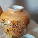 Vase en opaline et potiche