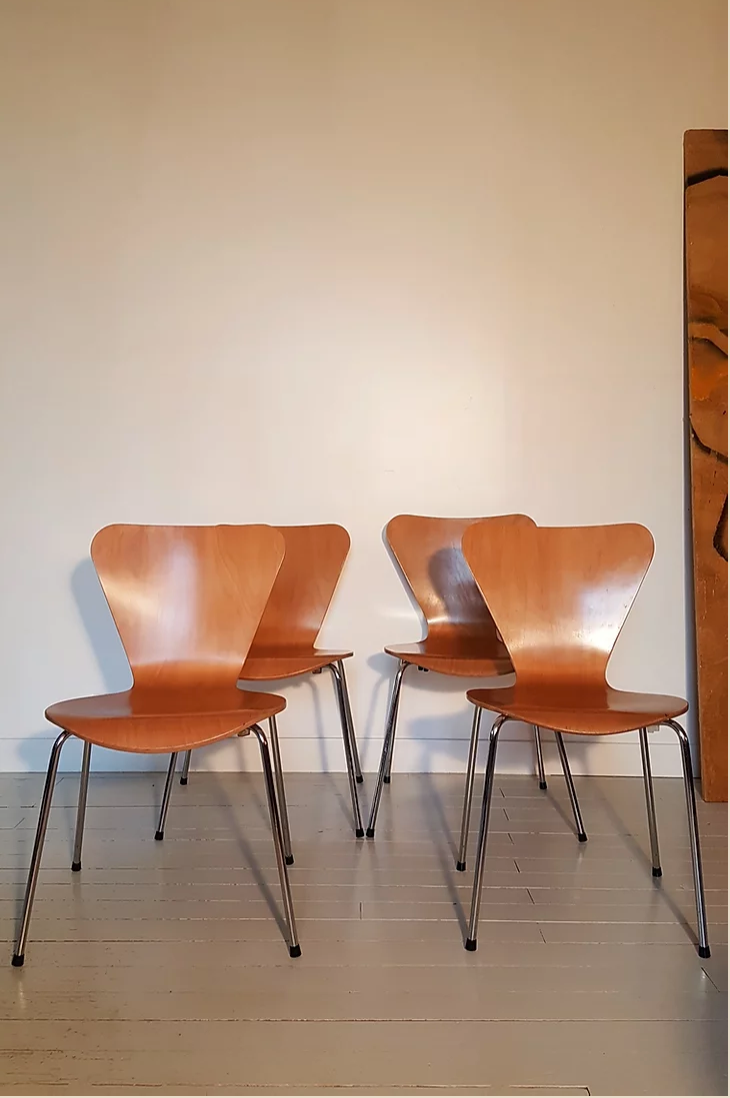Série de 4 chaises scandinaves