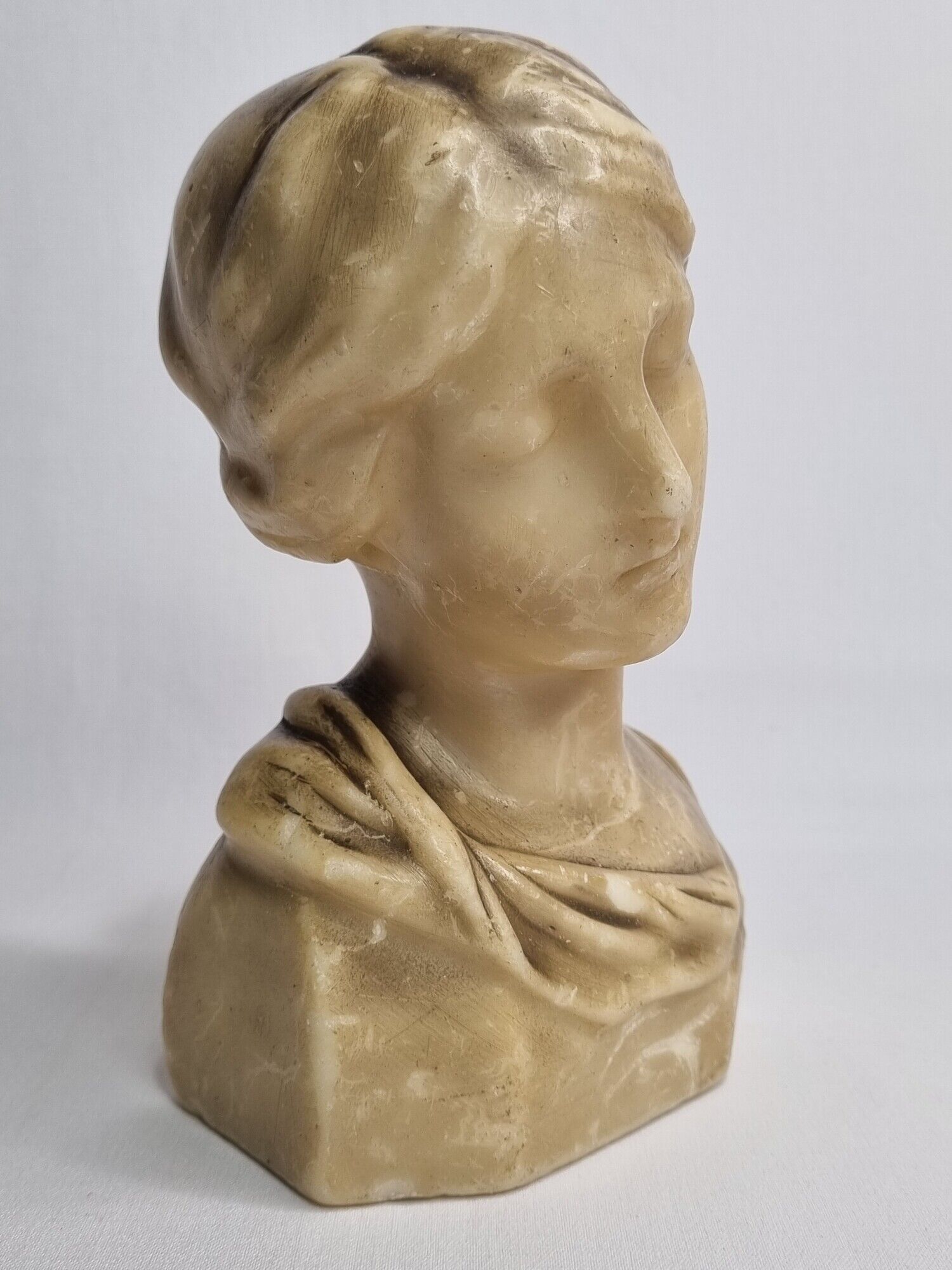 Bust of a young woman in Florentine style wax, 19 cm
