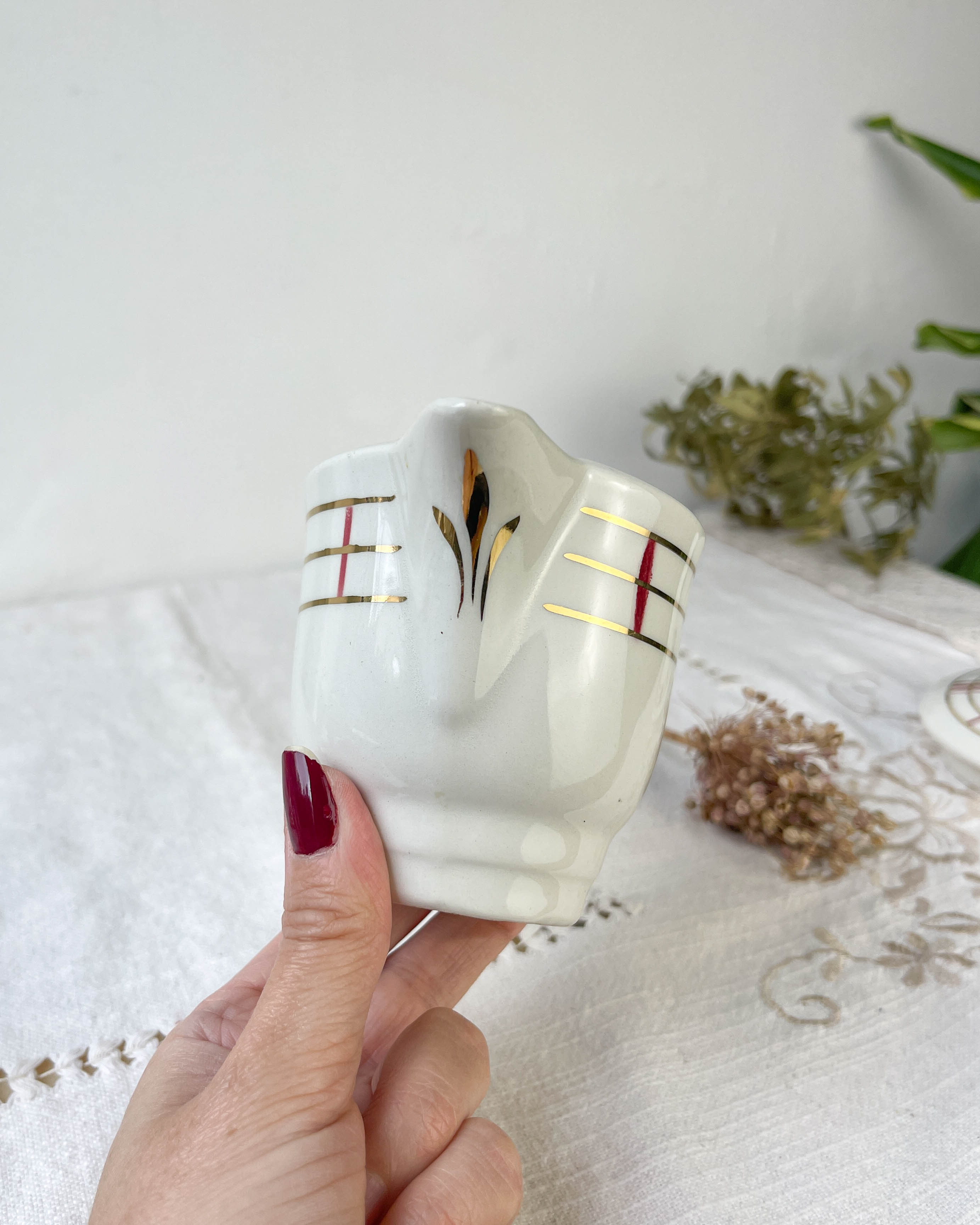 Vintage tea set in white porcelain with stripes, Moulin des Loups orcerame model "Richelieu"