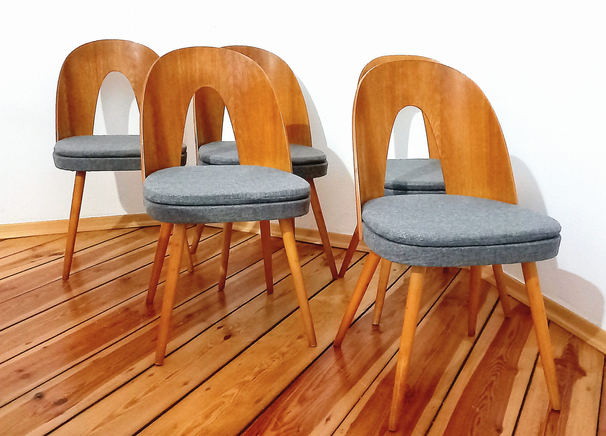 Set of five chairs, design. A. Suman, Tatra Nabytok, Czechoslovakia, 60s