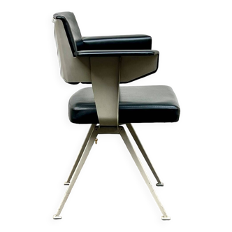 Friso Kramer chair, Resort model, 1960s