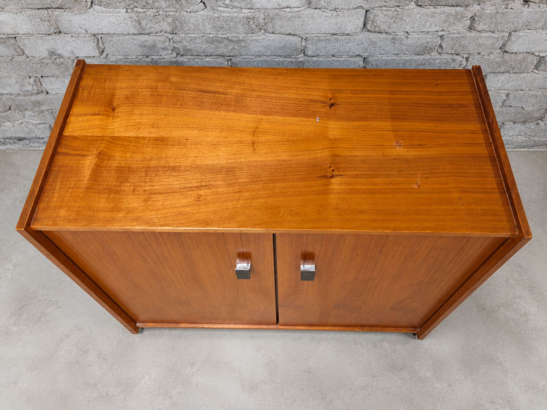 Small vintage storage unit from the 1960s.