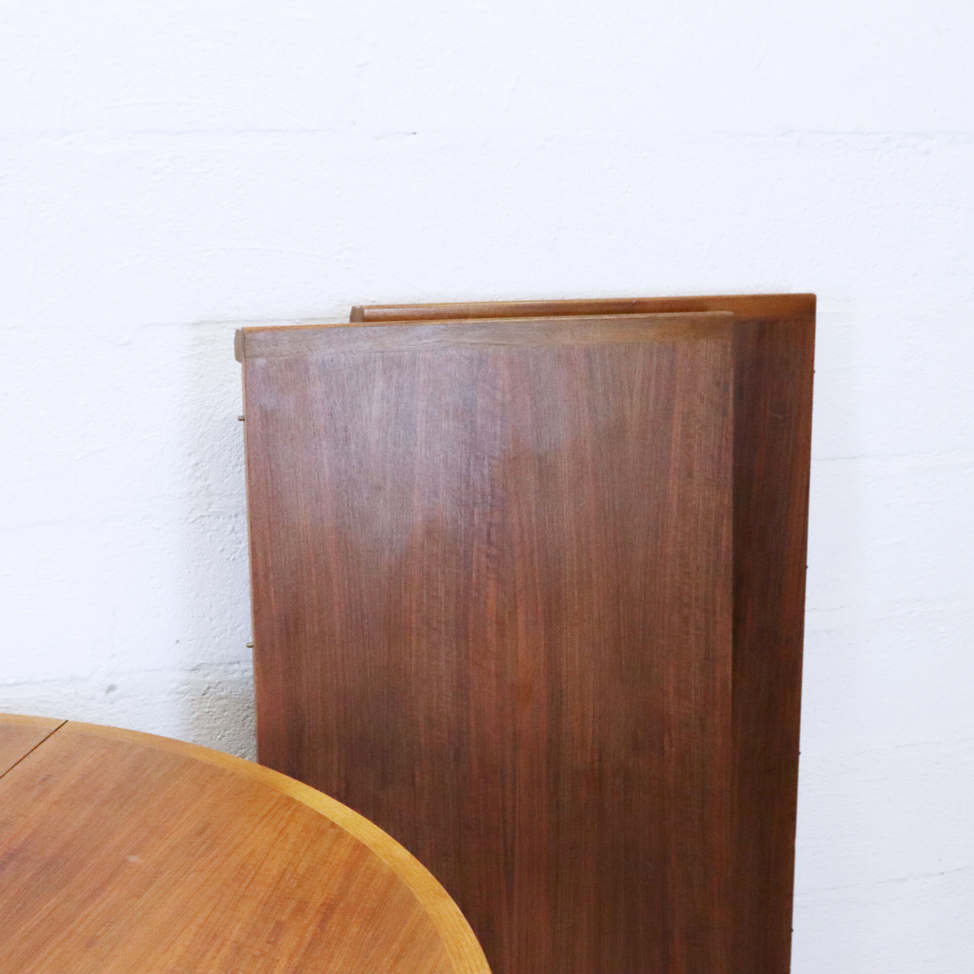 Walnut dining table, Bodafors, 1960