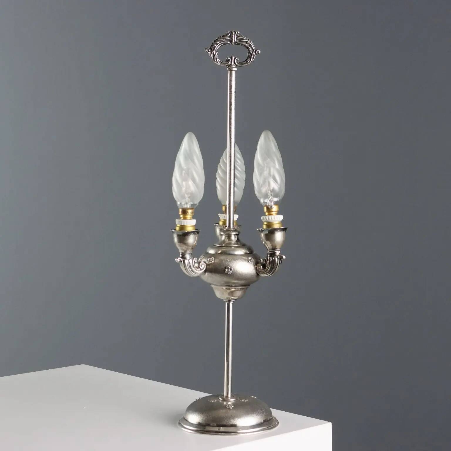 Antique Florentine lamp in silver with floral decoration, Italy, 20th century