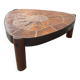 Table basse tripode « les clefs »