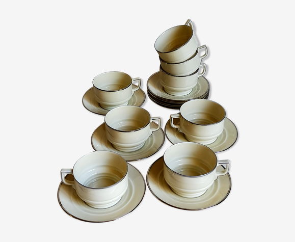Huit tasses à café porcelaine fine Tchécoslovaque ART-DÉCO années 40