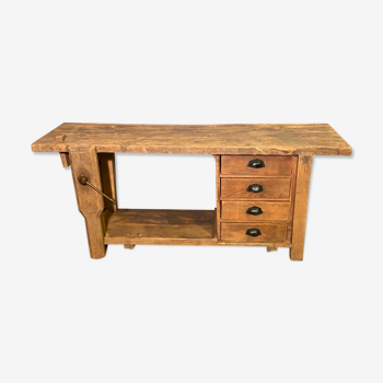 Small workbench (TV stand)