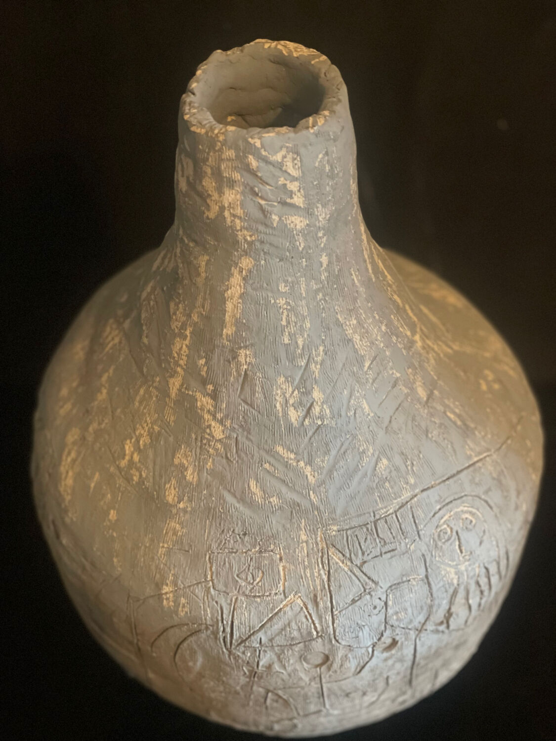 Vallauris ceramic signed by the artist Olisch.