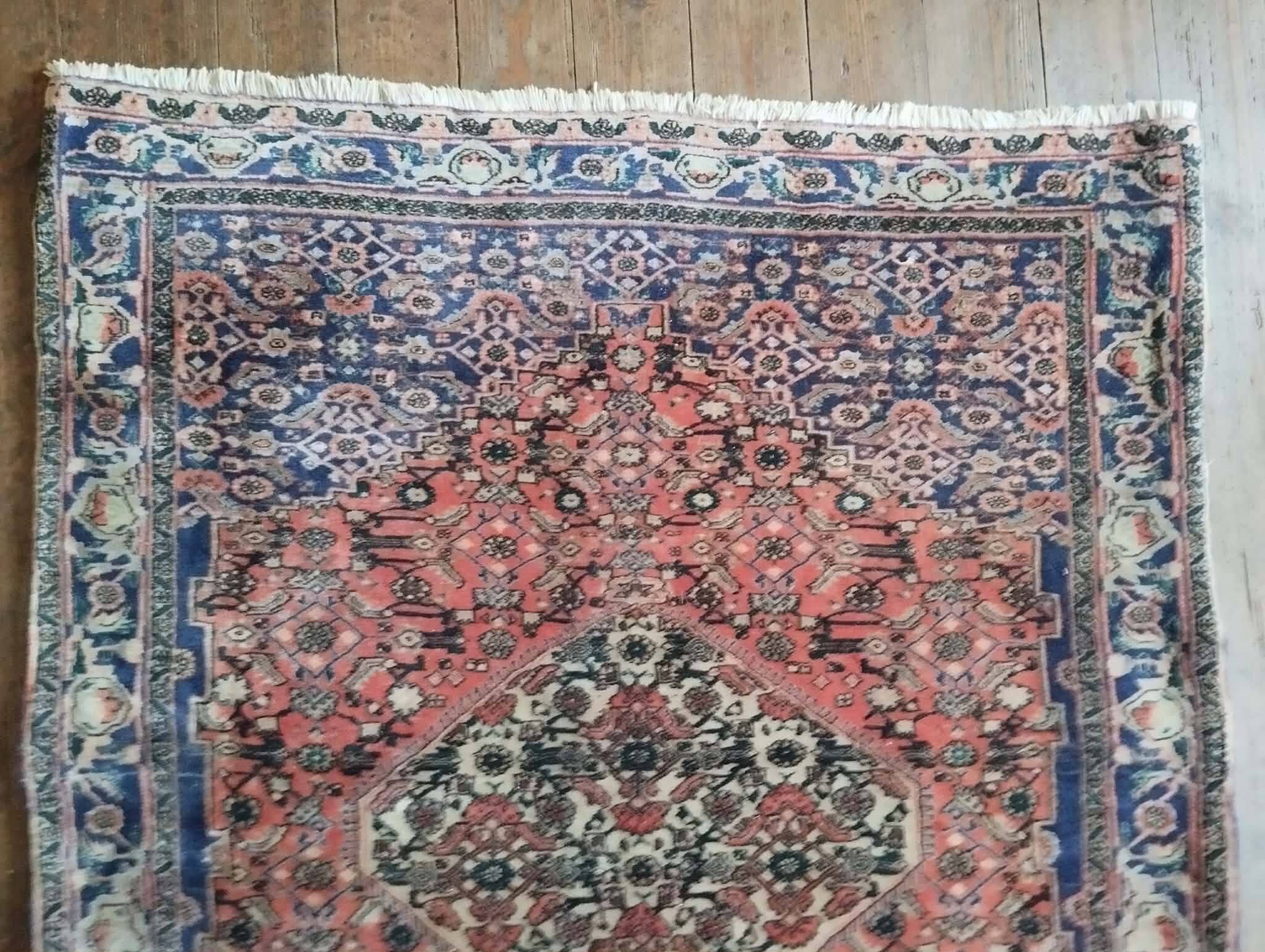 Tapis Persan moussel fait main 152x112cm