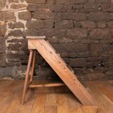 Small stepladder