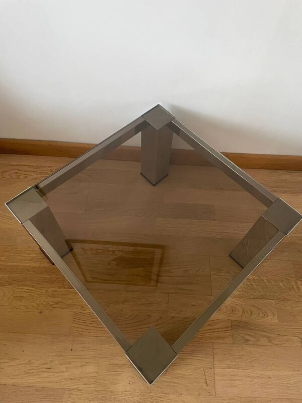 Table basse en méta chromé et verre fumé, années 1980