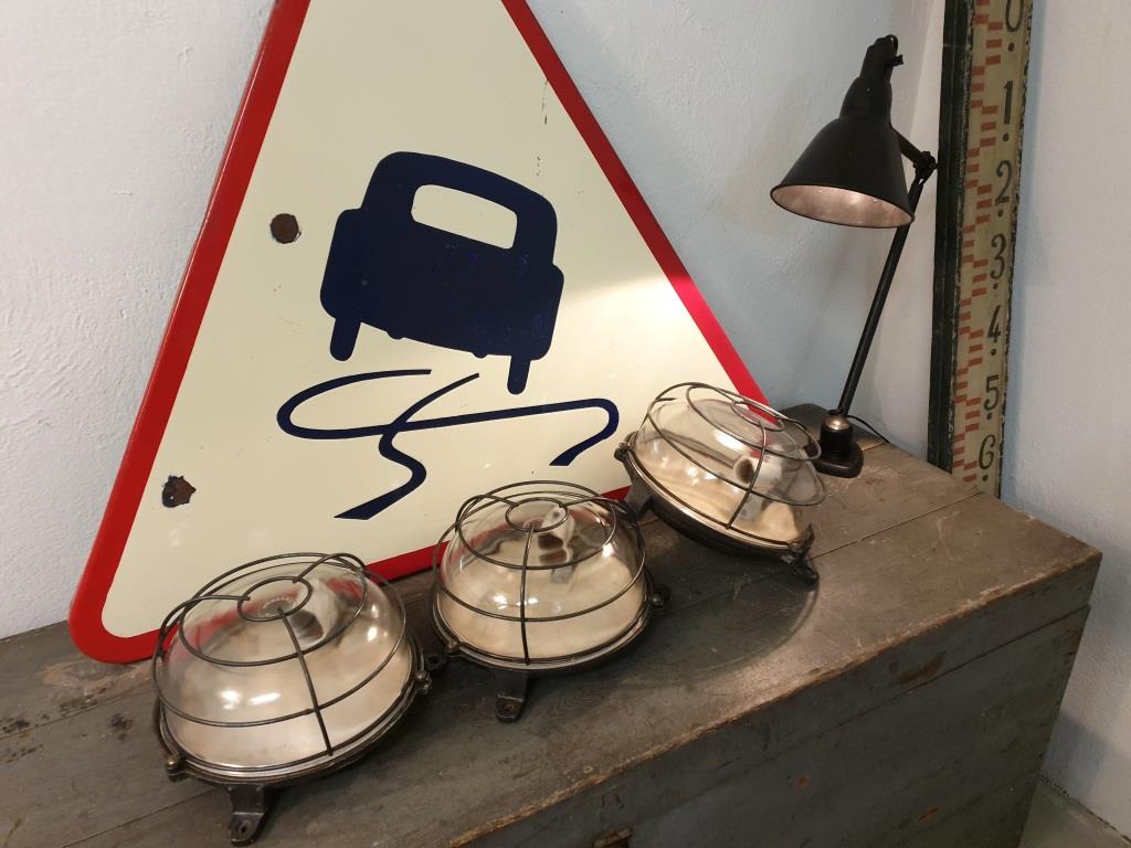 MAPELEC industrial window Wall lamp