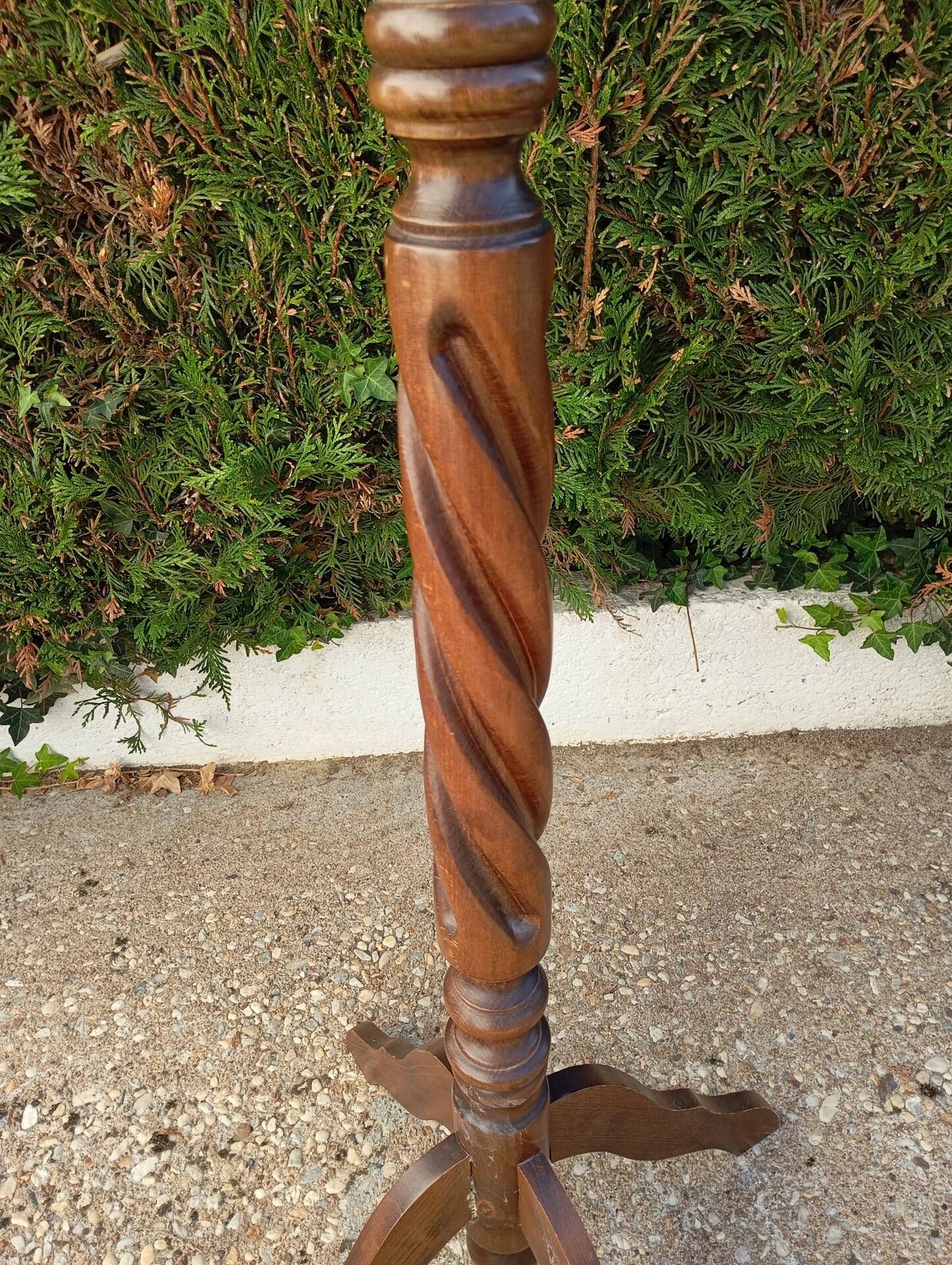 Vintage wooden turned parrot coat rack / twisted barrel