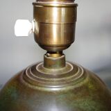 Lampe en bronze patiné et cuir art deco danemark 1930