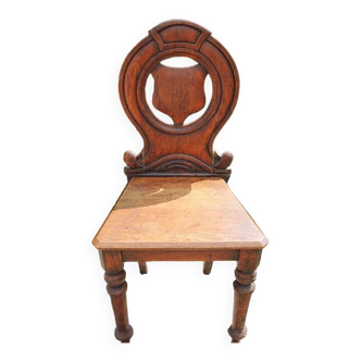 Ancienne chaise d’appoint en bois sculpté