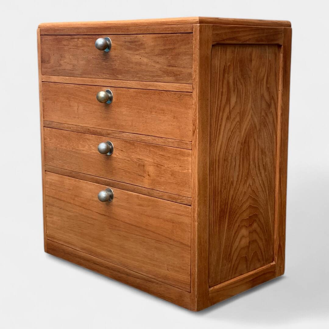 Vintage chest of drawers in solid raw wood from 1950