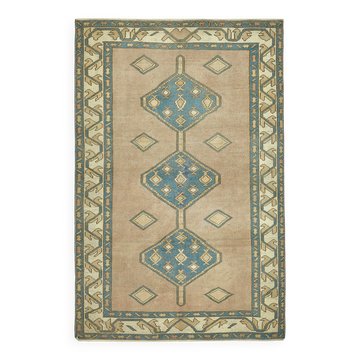 Turkish Vintage Anatolian Rug 145 cm x 220 cm