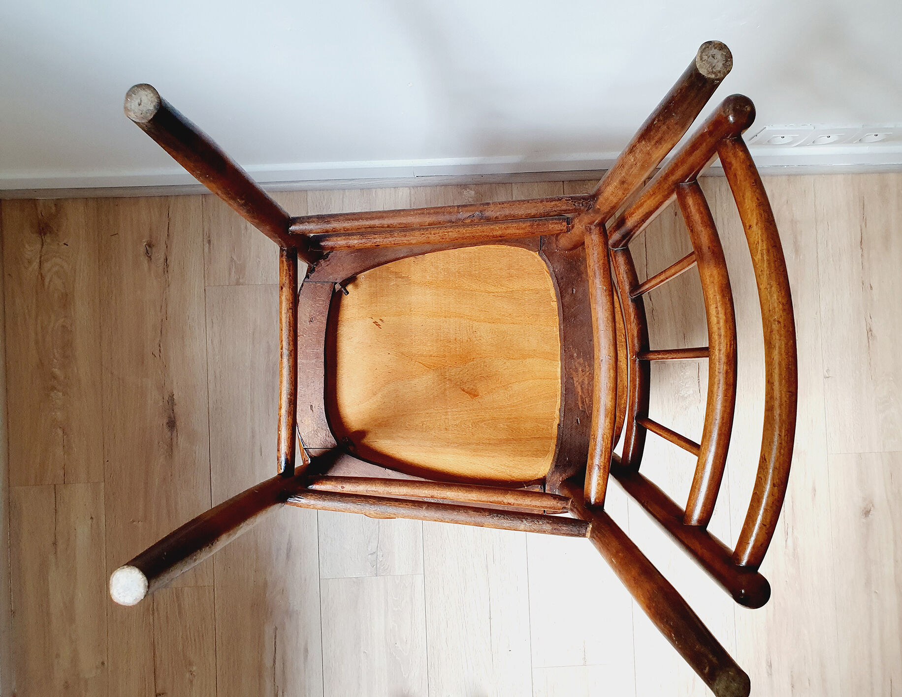 Paire de chaises bistrot art nouveau