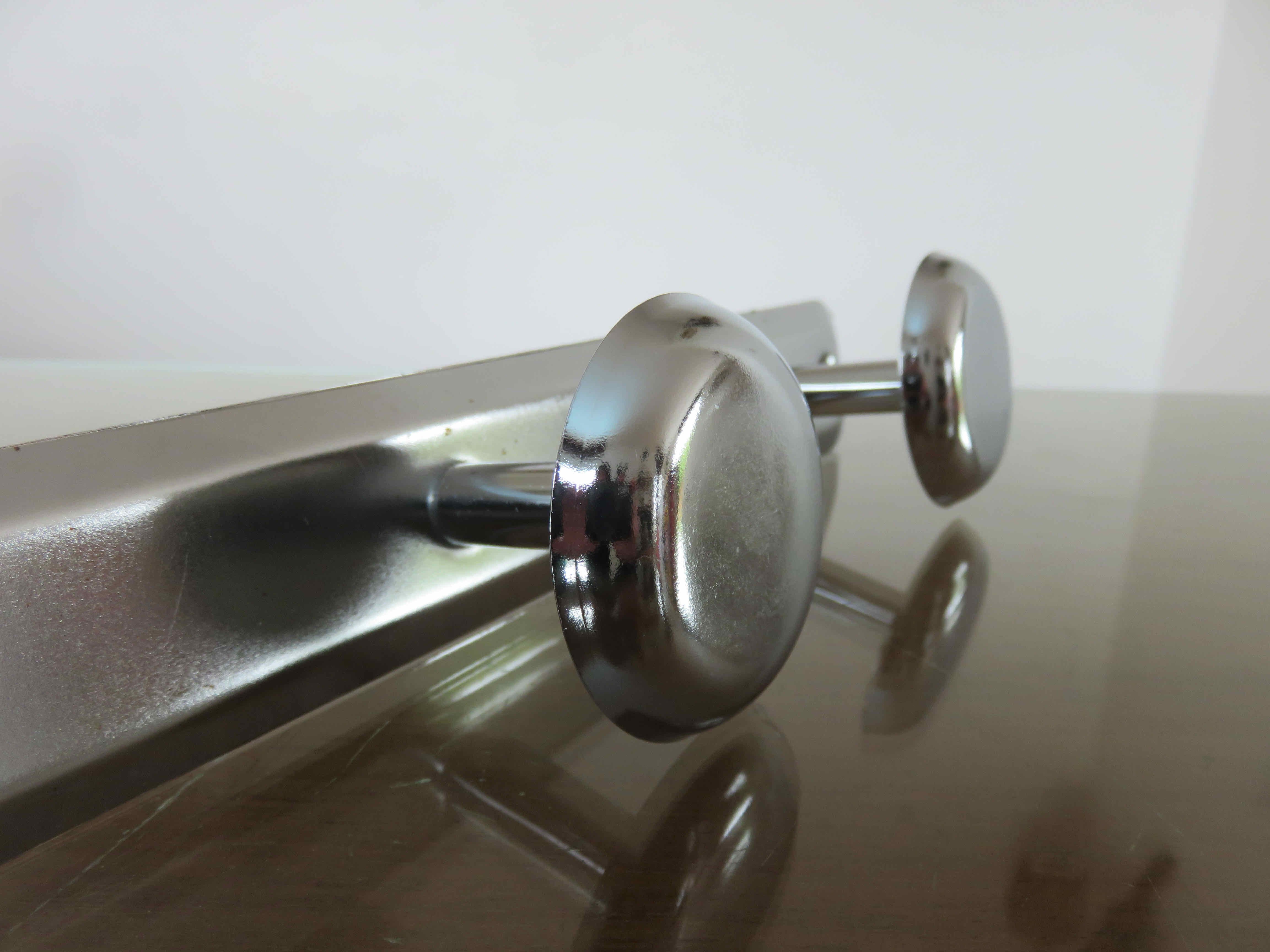 Coat rack in chromed metal, 3 hooks 70s